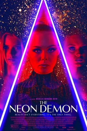 Ác Quỷ Sàn Catwalk - The Neon Demon