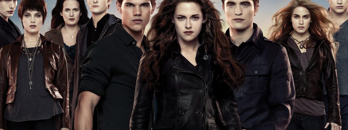 Phim Chạng vạng Hừng đông 2 - The Twilight Saga Breaking Dawn Part 2 PhimChill Vietsub (2012)