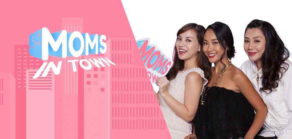 Phim Nhỏ To Cùng Mẹ - Moms In Town PhimChill Vietsub (2017)