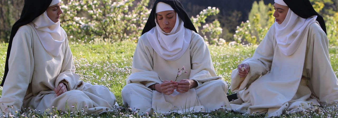 Phim Các Nữ Tu Và Gã Đầy Tớ - The Little Hours PhimChill Vietsub (2017)